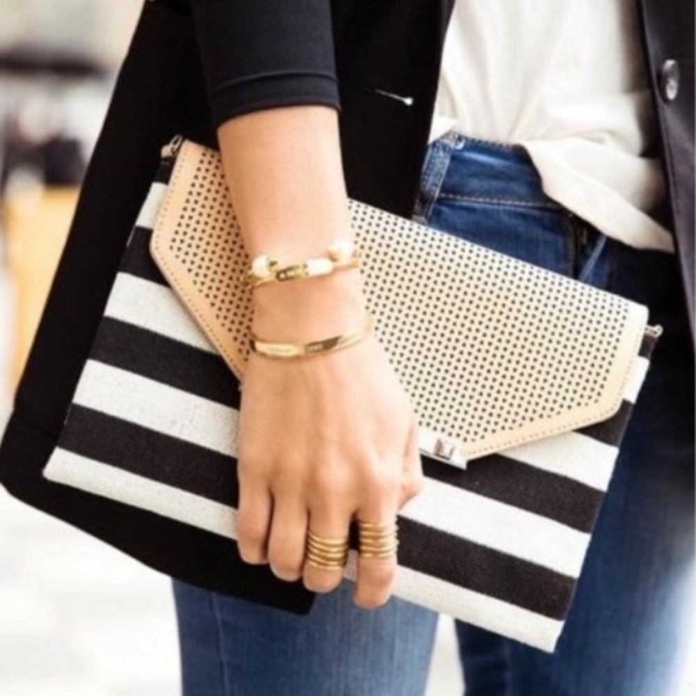 Stella & Dot City Slim Clutch